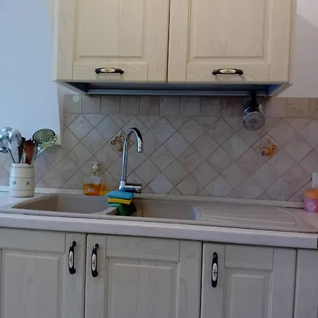 Trullo Della Viola 아파트 *